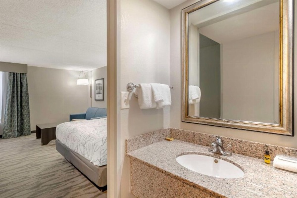 Best Western Plus Knoxville Cedar Bluff image 13